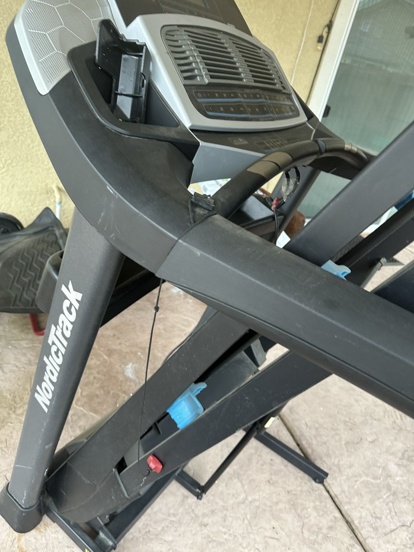 TREADMILL!