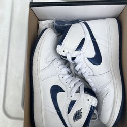 Air Jordan 1 High OG Metallic Navy Gs Size 5.5y