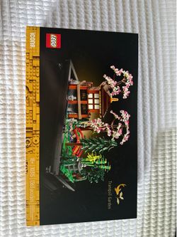 Tranquil Garden Lego Set