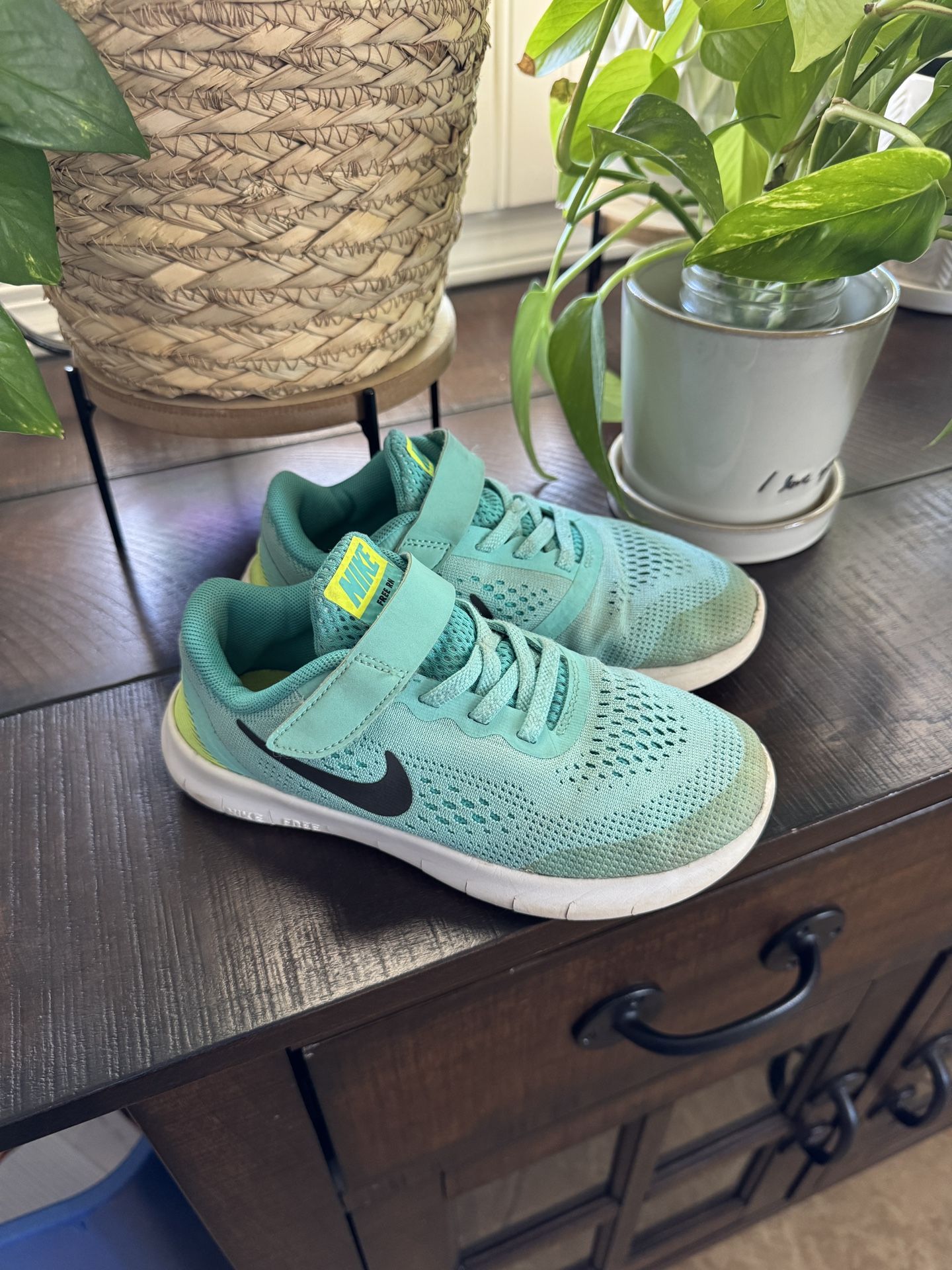 Girls Nike Shoes