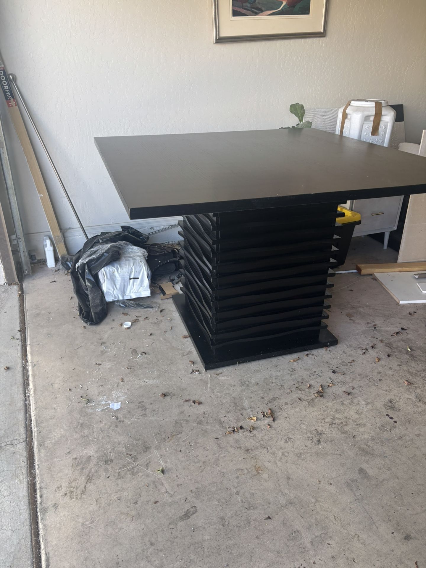 Bar Table