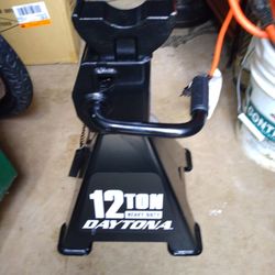 This Is A 12-ton Stand Only Have One