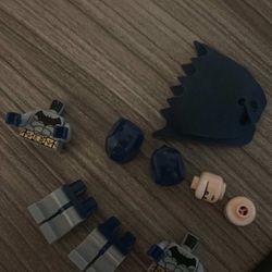 Lego Minifigure Batman 2007 VERY RARE UNASSEMBLED TWO AVAILABLE. READ DESCRIPTION!!!