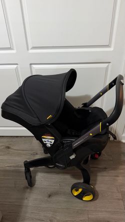 Doona Stroller/CarSeat