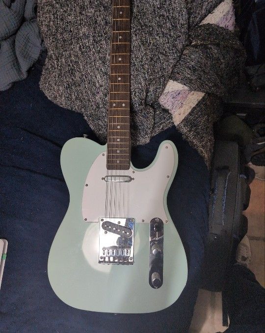 Squier Telecaster Limited edition Surf Green