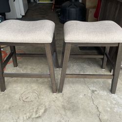  Bar Stools Set Of 2 From Ashley Furniture 