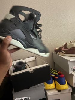Nike Air Trainer Huarache Dark Grey $50 size 13