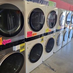 LG ThinQ WashTower Single Unit Front Load Washer 4.5 Cubic Feet  AND  Gas Dryer 7.4 Cubic Feet OL