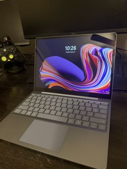 Surface Go 2 Laptop
