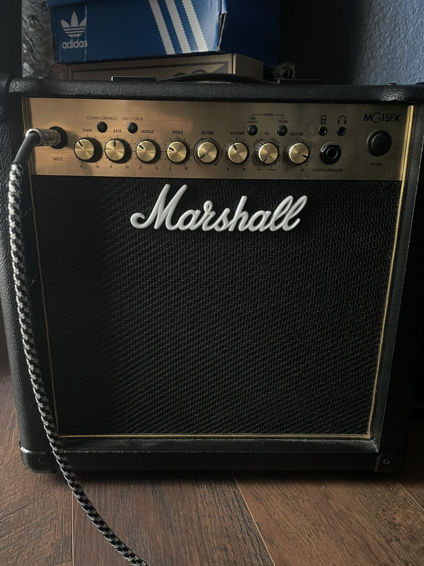 Marshall MG15FX 40 watt