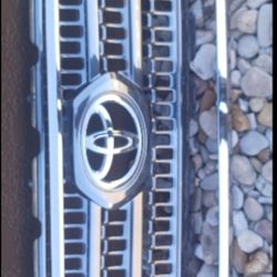 PARRILLA PARA TOYOTA TACOMA 2014 2022 