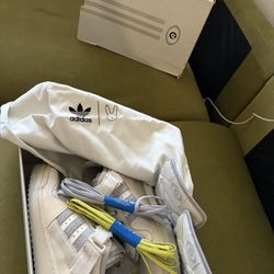Bad Bunny x Adidas 
