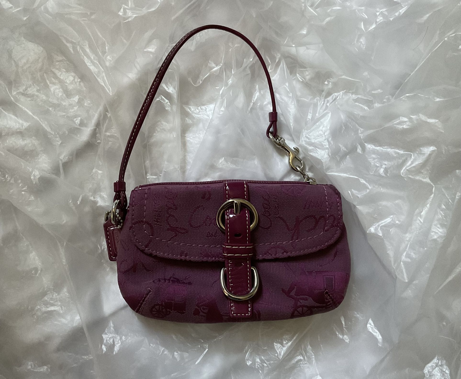 2000s Y2K Coach Wristlet 