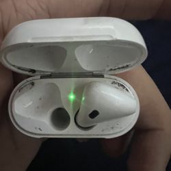 AirPods Case (1 Headphone)