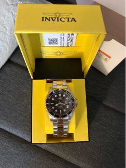 Invicta Pro Diver Men’s Luxury Steel Watch New in Box