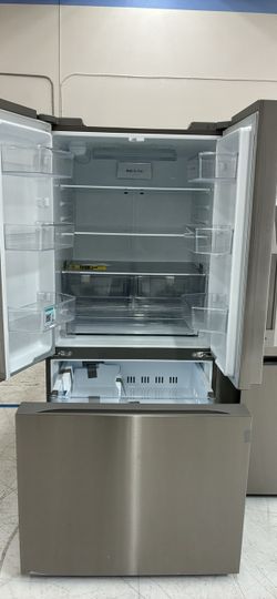 33”wide Stainless Steel French Door Refrigerator &Freezer  WAS$1899