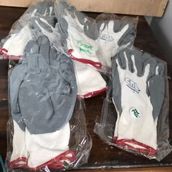 Gloves New Size Large .75 Pair