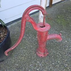 Old Pump 