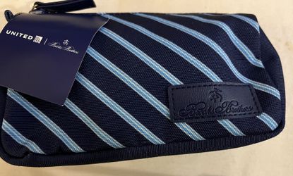 United Airlines Unopened Amenity Kit