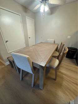 Living Spaces Luis Extendable Dining Table Set – $900 OBO