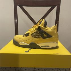 Air Jordan 4