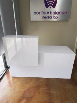 Modern Gloss White Reception Desk / Office Desk