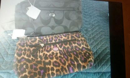 ☆☆Coach makeup bag☆☆