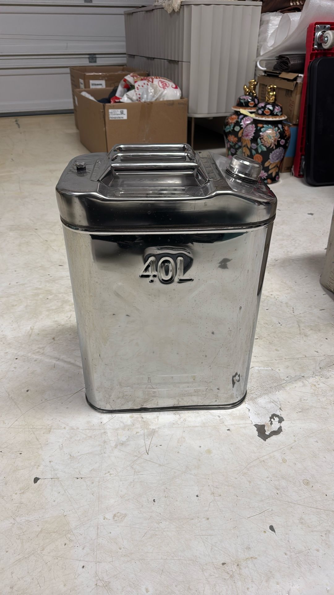 Thickened Stainless Steel Gasoline Container