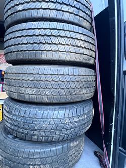 brand-new set of wheels and tires for a Mercedes Sprinter.