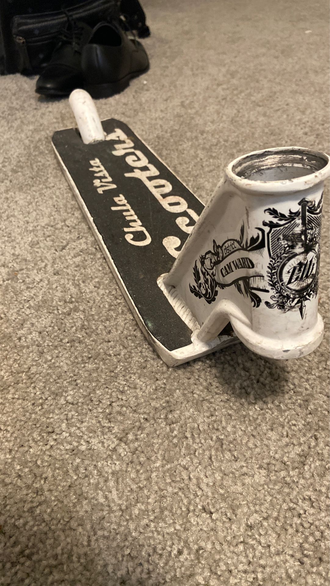 Scooter deck, cam ward district