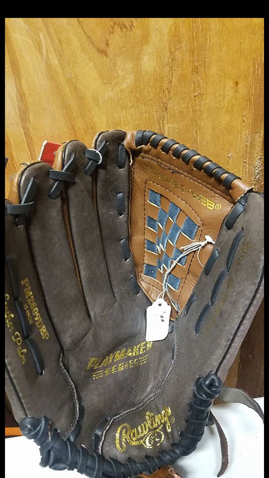Rawlings softball glove, 13"