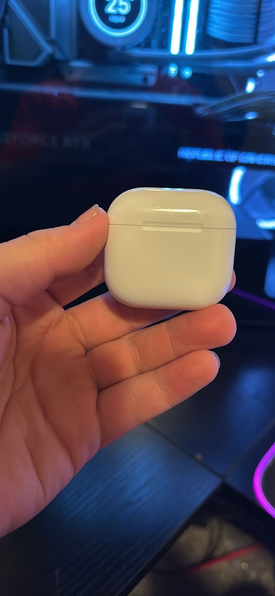 AirPod 4s