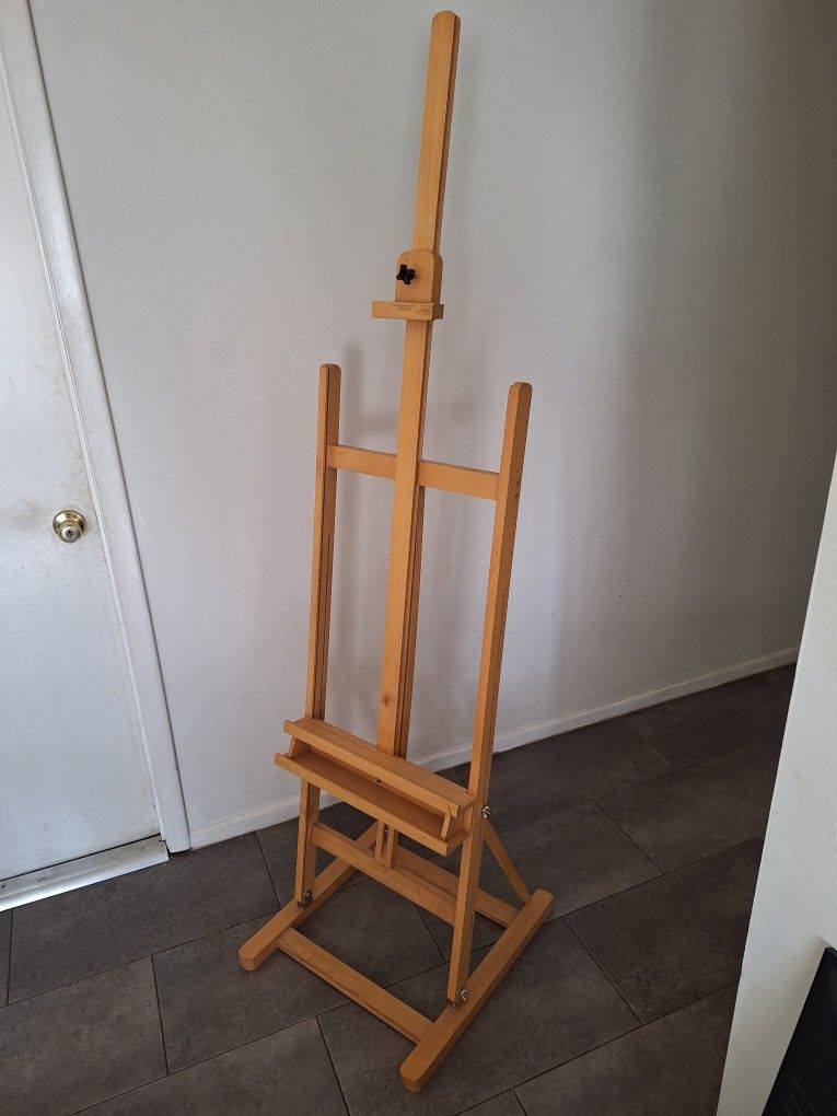 Wood Easle For Painting/Displaying