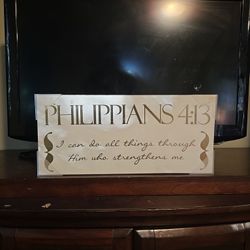 Free Canvas Wall Decoration
