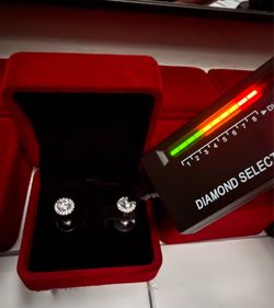 2CT Moissanite Halo Stud Earrings