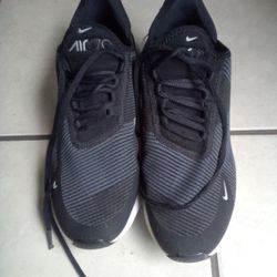 Nike Shoes Size 7y