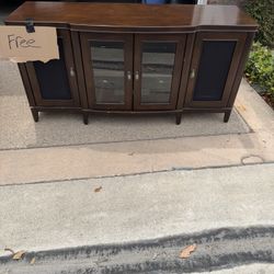 Free TV Stand 