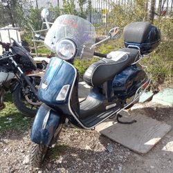 Vespa GTS(contact info removed). SLV 3k Miles