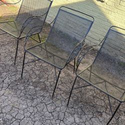 3 sillas de fierro