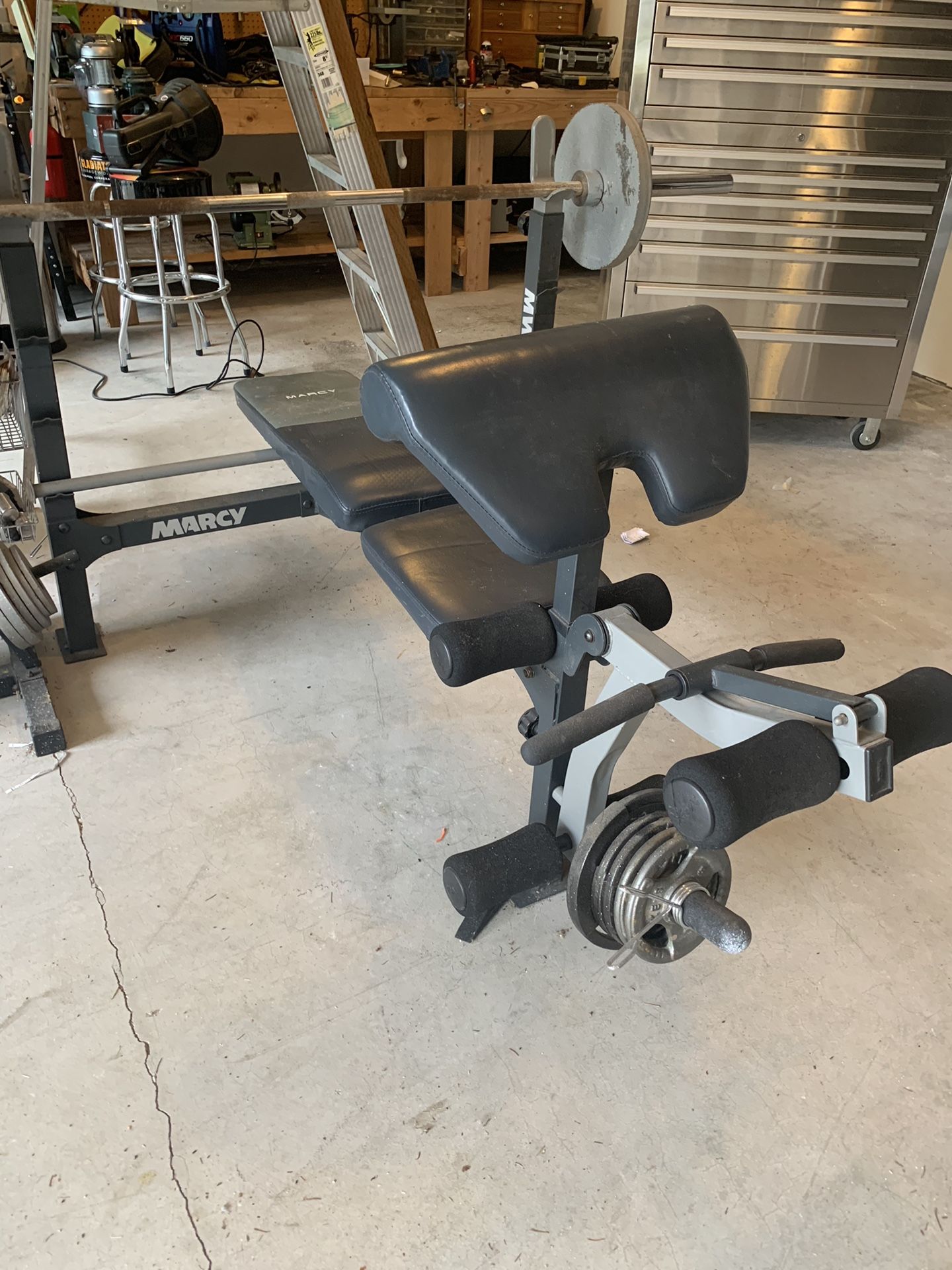 Marcy MWB 716 Weight Bench and MORE for Sale in Stanwood WA