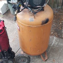 Craftsman 30gal Compressor