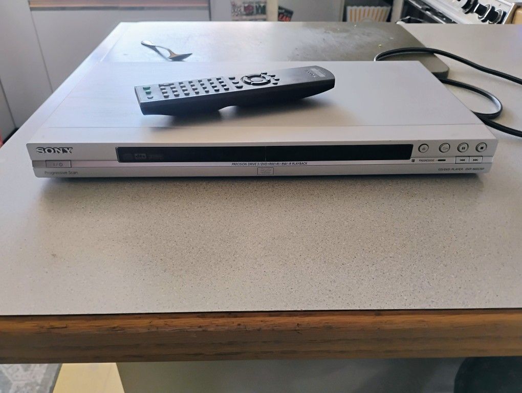 Sony CD/DVD Player