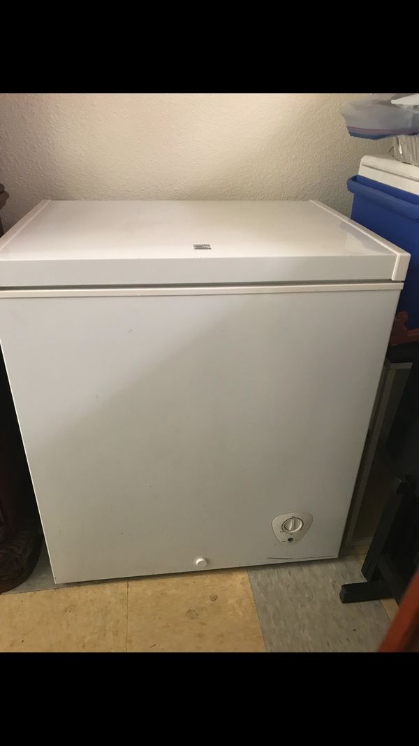 Kenmore chest freezer 5 cu.ft for Sale in Stockton, CA OfferUp