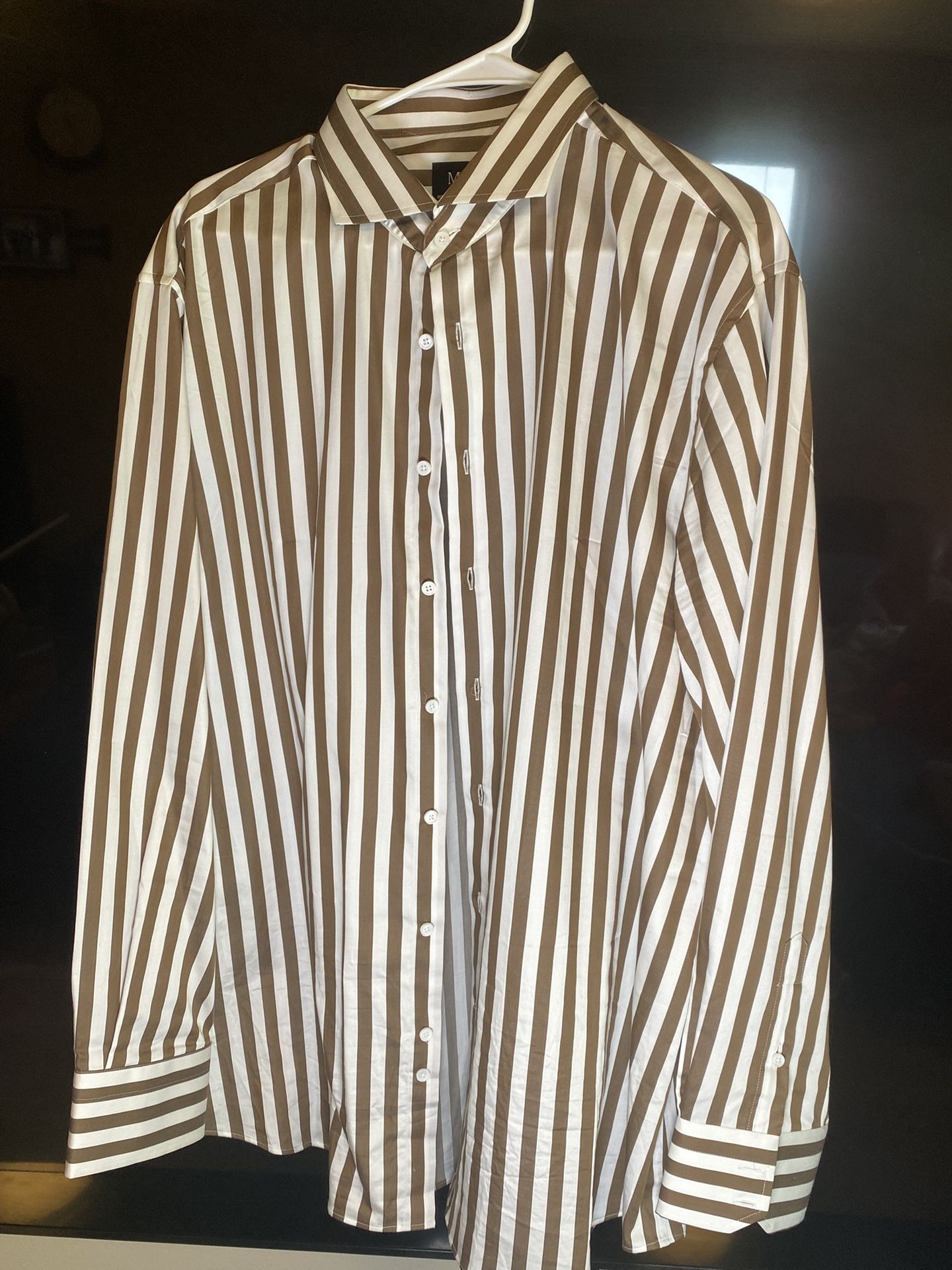 Men’s dress shirt