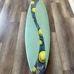 6’ 2” surfboard
