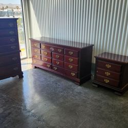 Dresser set of 3 traditional cherry fishing