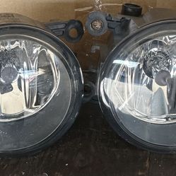 2018+ Jeep Wrangler JL Oem Headlight And Fog Lights