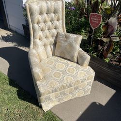 Mid Century Accent Chair 