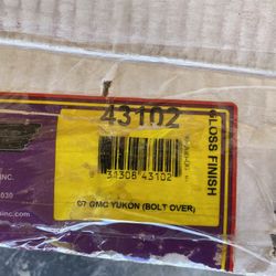 07 GMC Yukon “Bolt Over” Billet Grille