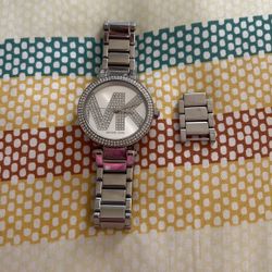 Mk Watch For Very Small Wrist.